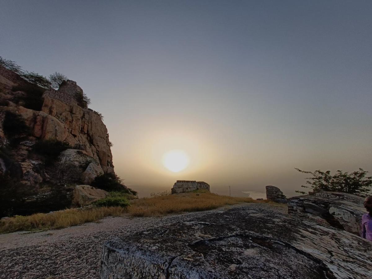 Dream Hampi Villa & Home Stay Kültér fotó