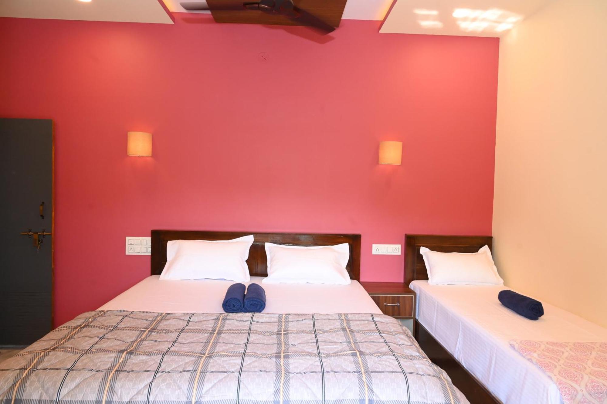 Dream Hampi Villa & Home Stay Kültér fotó